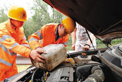 蒙山额尔古纳道路救援